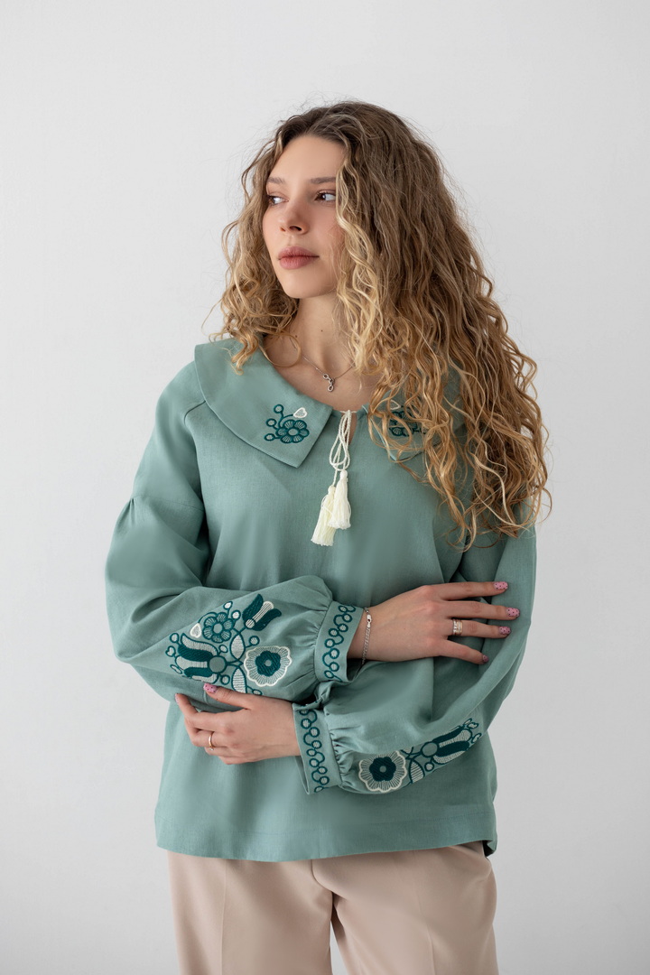 Вишиванка жіноча